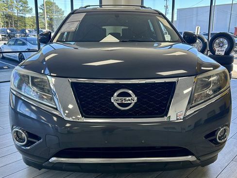 Used 2013 Nissan Pathfinder SL image 2