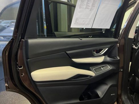 Used 2019 Subaru Ascent Limited w/ Popular Package #2A image 18