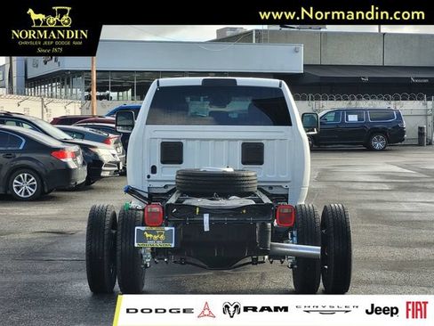 New 2026 RAM 5500 Tradesman AWD/4WD image 5
