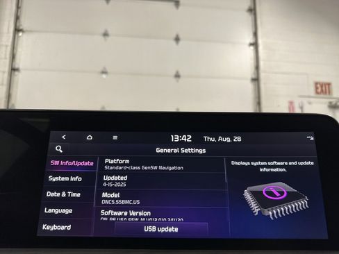 Used 2024 Kia Telluride SX Prestige X-Line image 32