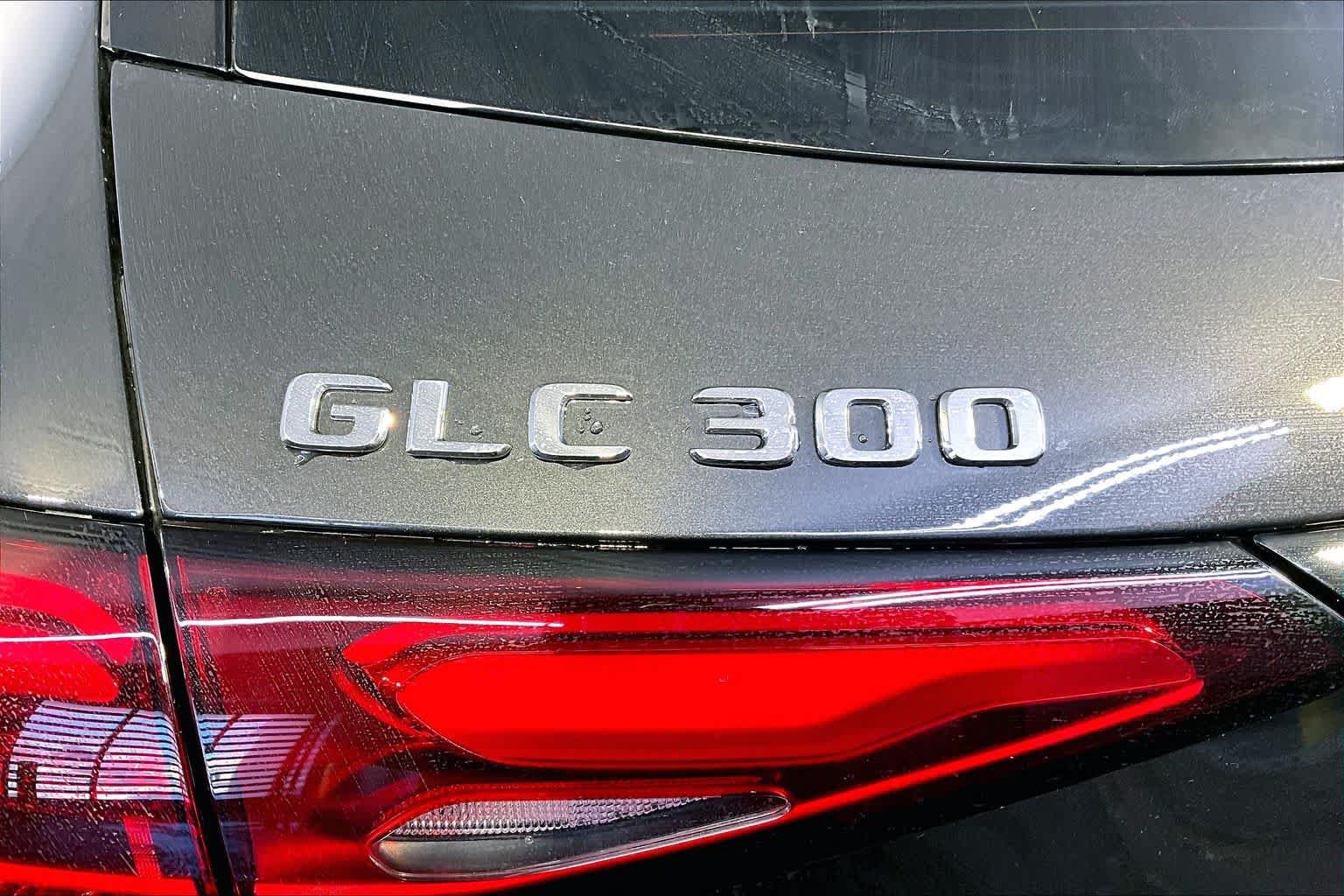Used 2026 Mercedes-Benz GLC 300 4MATIC image 6