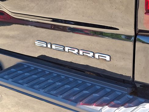 Used 2023 GMC Sierra 1500 Denali AWD/4WD image 31