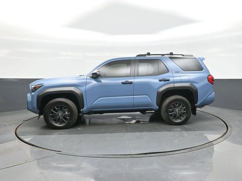 Used 2025 Toyota 4Runner SR5 image 4
