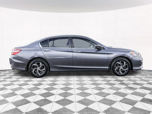 Used 2016 Honda Accord LX image 8