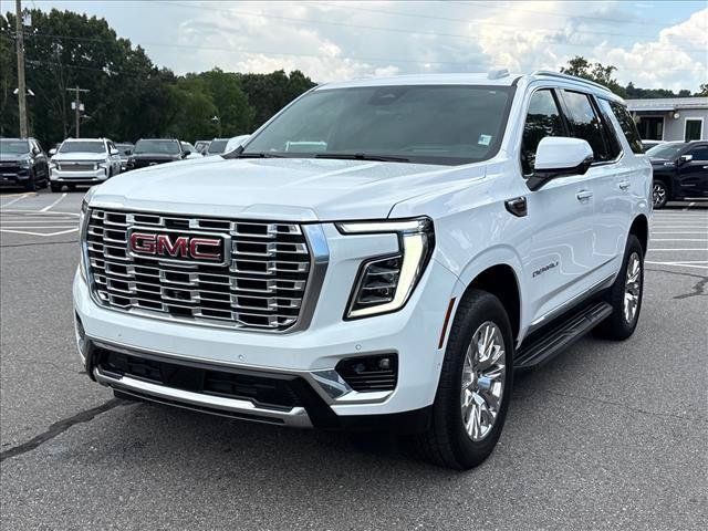 Certified 2025 GMC Yukon Denali AWD/4WD image 4