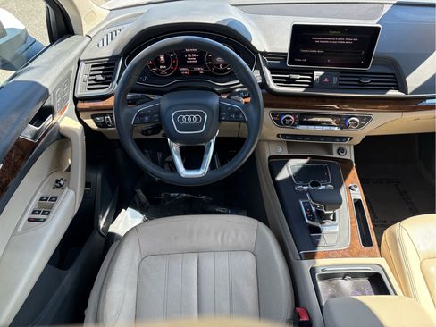 Used 2018 Audi Q5 2.0T Premium Plus w/ Premium Plus Package AWD/4WD image 13