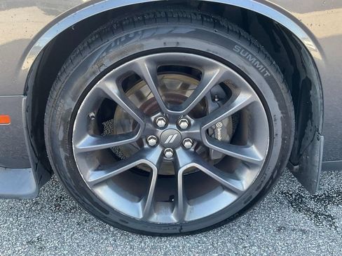 Used 2021 Dodge Challenger R/T Scat Pack RWD image 9