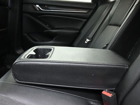 Used 2019 Honda Accord Sport image 34