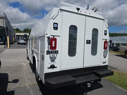 New 2025 Chevrolet Express 3500 w/ Power Convenience Package RWD image 3
