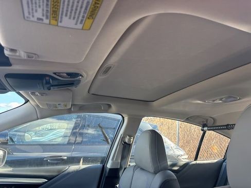 Used 2025 Subaru Legacy Limited image 5