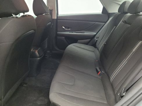 Used 2021 Hyundai Elantra SEL w/ Convenience + Premium Package FWD image 18
