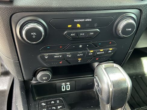 Used 2020 Ford Ranger Lariat w/ FX4 Off-Road Package AWD/4WD image 24
