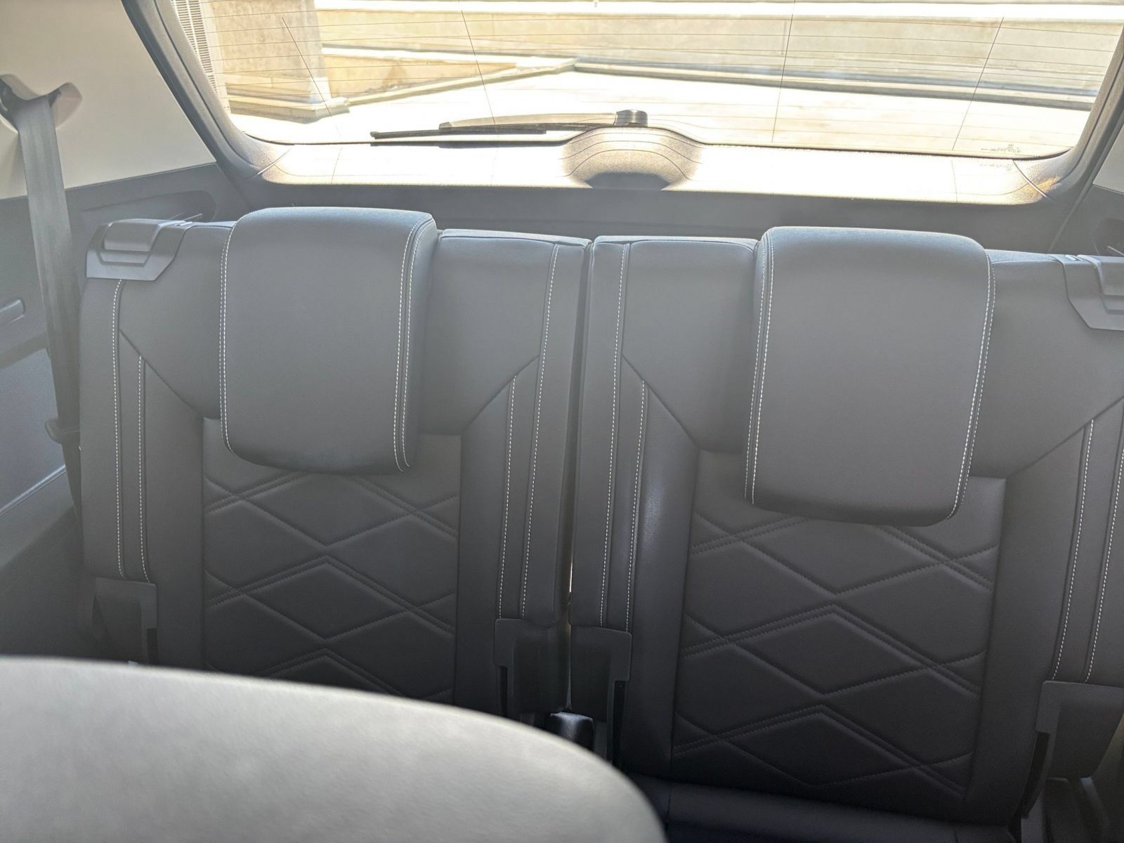 Used 2026 Volkswagen Atlas SE FWD image 30