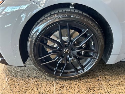 Used 2022 Lexus IS 500 image 8