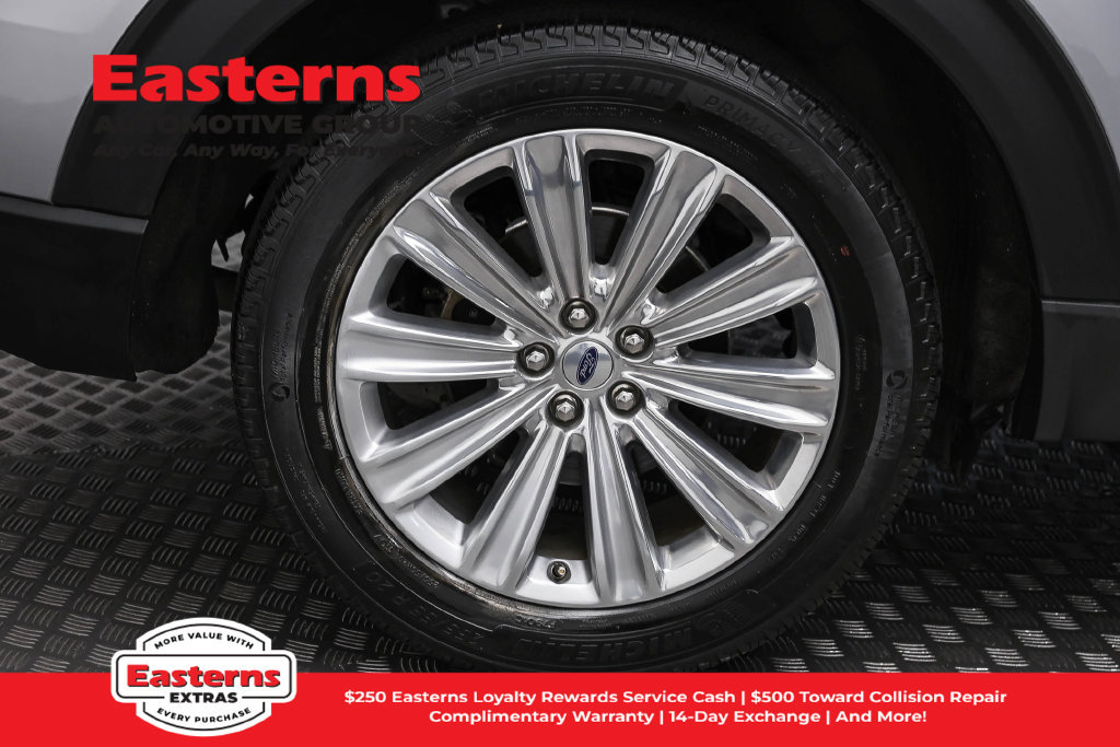 Used 2023 Ford Explorer Limited AWD/4WD image 33