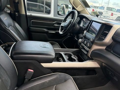 Used 2020 RAM 1500 Laramie AWD/4WD image 3
