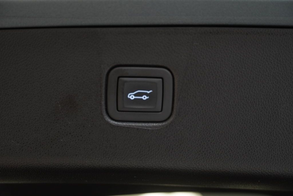Used 2024 Chevrolet Blazer LT w/ LPO, Floor Liner Package AWD/4WD image 11