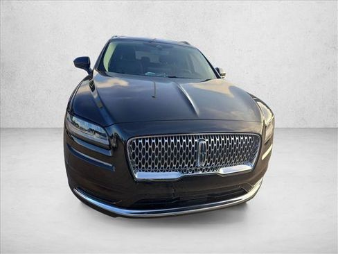 Used 2022 Lincoln Nautilus Reserve w/ Equipment Group 201A AWD/4WD image 2