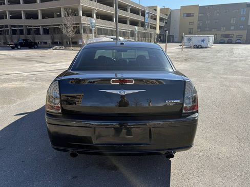 Used 2010 Chrysler 300 SRT8 w/ SRT Option Group II RWD image 9