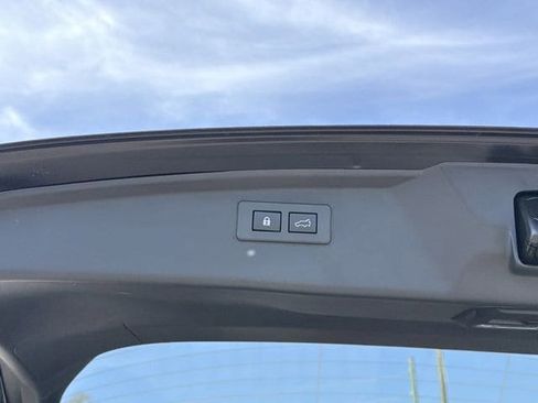 Used 2025 Subaru Outback Onyx Edition w/ Popular Package #2 image 16