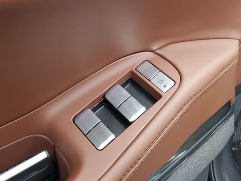 New 2026 Lincoln Navigator Reserve image 10