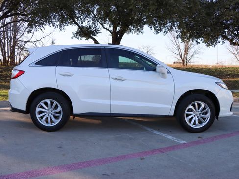 Used 2017 Acura RDX Sport Utility 4D image 8