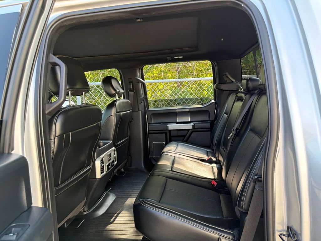 Used 2019 Ford F150 Lariat w/ Equipment Group 502A Luxury AWD/4WD image 16