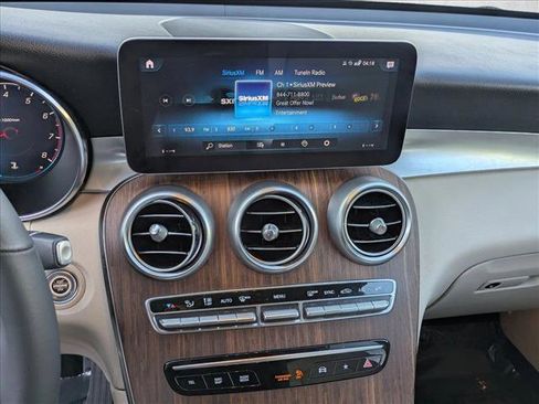 Used 2022 Mercedes-Benz GLC 300 GLC 300 image 13