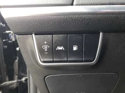 Used 2022 Kia Stinger GT-Line image 29