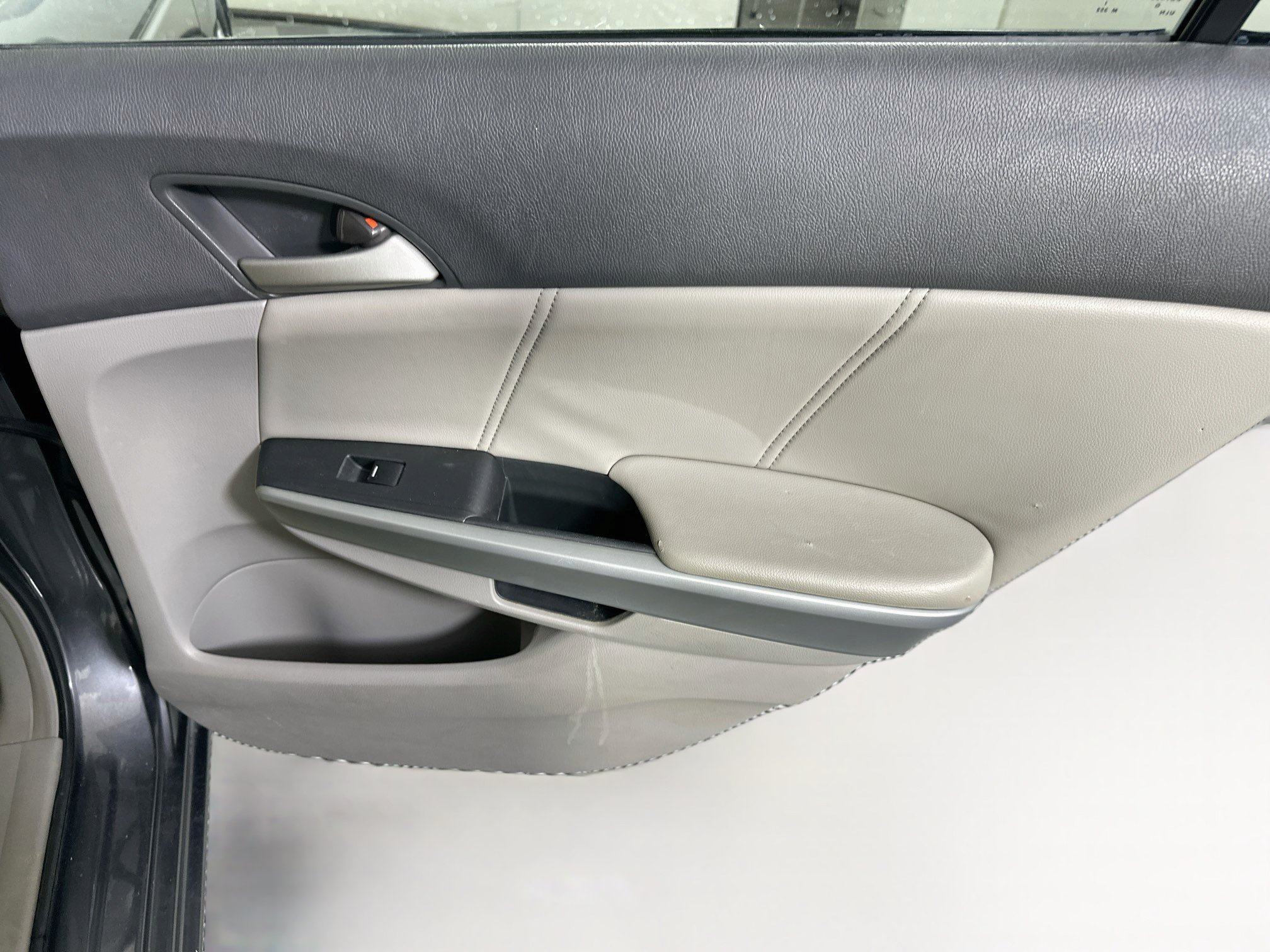 Used 2008 Honda Accord EX-L image 27