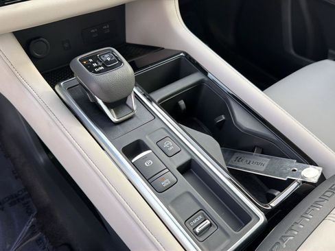 New 2026 Nissan Pathfinder SL FWD image 28