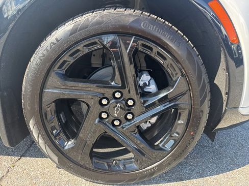 New 2025 Chevrolet Equinox EV RS image 9