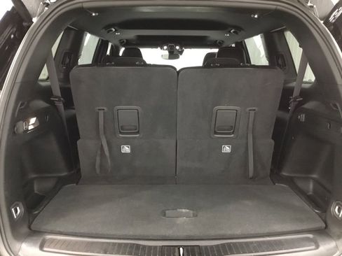 Used 2023 Jeep Grand Cherokee L Laredo image 15