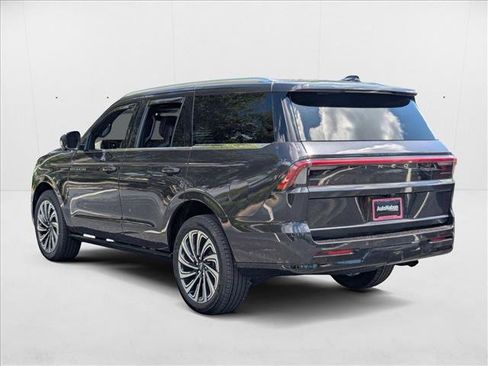 New 2025 Lincoln Navigator Black Label image 8