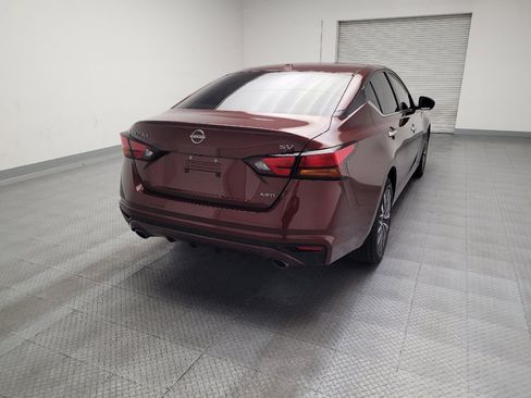 Used 2023 Nissan Altima 2.5 SV w/ SV Premium Package image 7