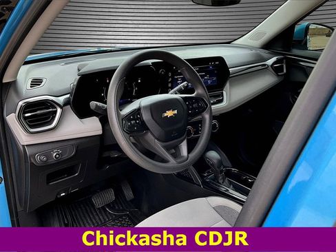 Used 2025 Chevrolet TrailBlazer LT image 16