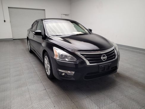 Used 2014 Nissan Altima 2.5 SV w/ Convenience Package image 14