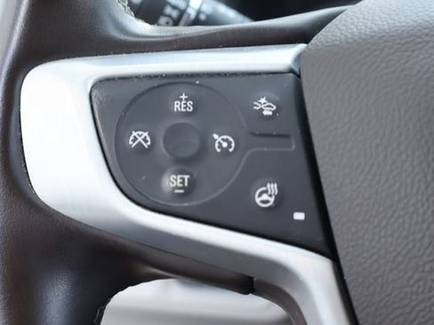 Used 2023 GMC Acadia SLT w/ Technology Package FWD image 27