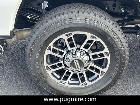 New 2026 Ford F350 Platinum w/ Platinum Plus Package image 17