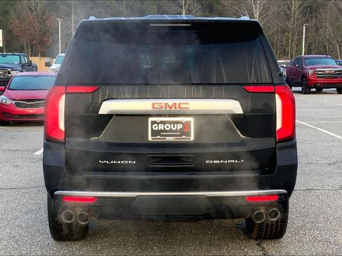 Used 2021 GMC Yukon Denali w/ Denali Ultimate Package image 4