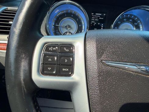 Used 2014 Chrysler 300 RWD image 46
