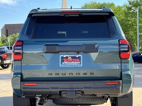 New 2026 Toyota 4Runner TRD Off-Road Premium AWD/4WD image 5