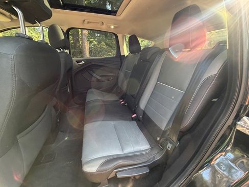 Used 2015 Ford Escape SE FWD image 14