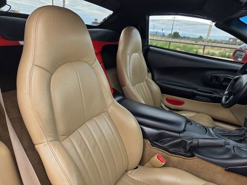 Used 1998 Chevrolet Corvette Convertible image 11