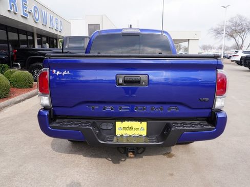 Used 2023 Toyota Tacoma TRD Sport image 5