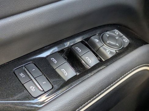 Used 2021 Cadillac Escalade Sport w/ Driver Assist Tech Package image 30