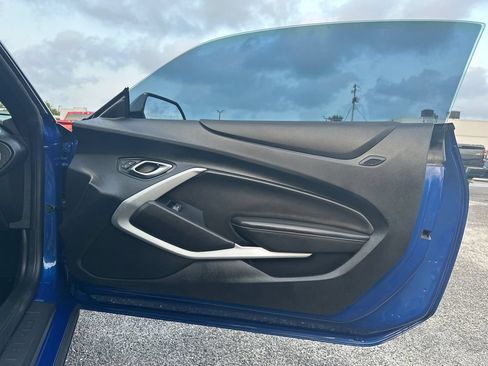 Used 2021 Chevrolet Camaro LT RWD image 13