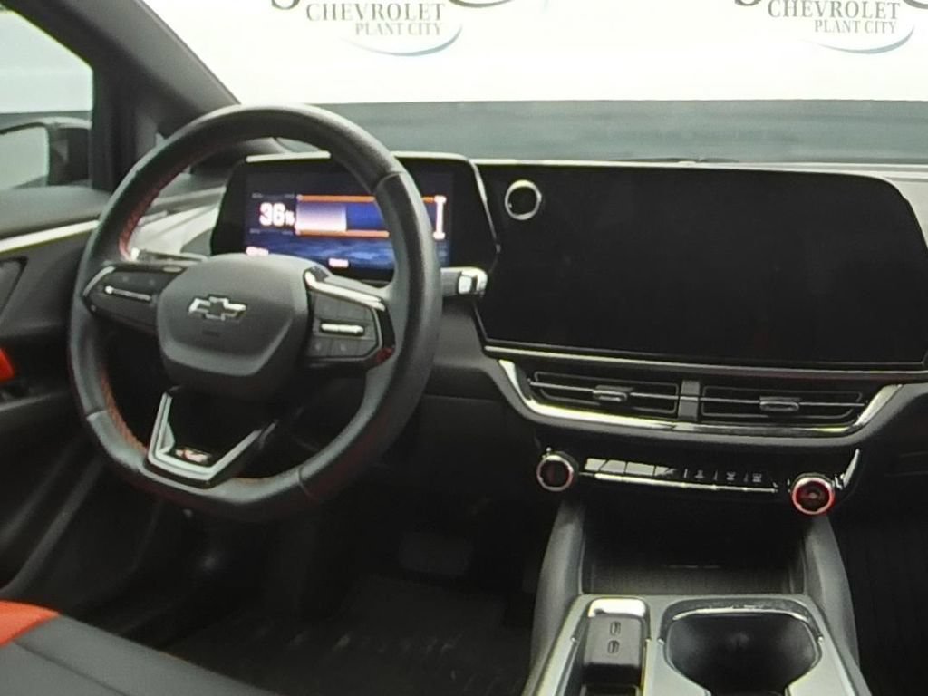 Used 2026 Chevrolet Equinox EV RS w/ LPO, All-Weather Mat Package FWD image 15