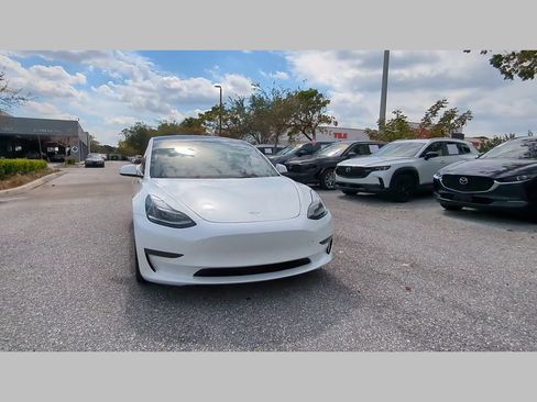 Used 2023 Tesla Model 3 Standard Range image 50