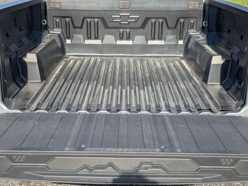 Used 2024 Chevrolet Colorado Z71 w/ Advanced Trailering Package AWD/4WD image 7